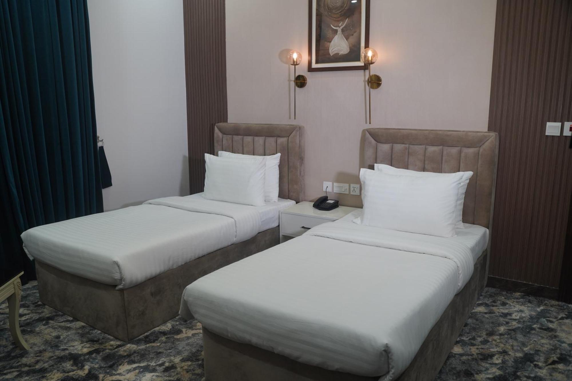 Swarg Hotel Sahiwal Extérieur photo